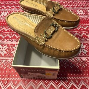 Naturalizer Tan Multi Hutton Shoes